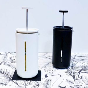 cafetière piston noire ou blanche